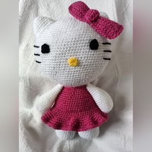 Handmade crochet Hello kitty